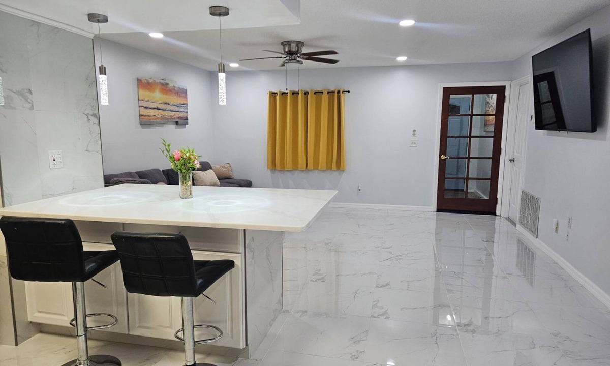 Orlando House | 7.3miles to Airport + 20miles to Disney + 8.2miles to DT!