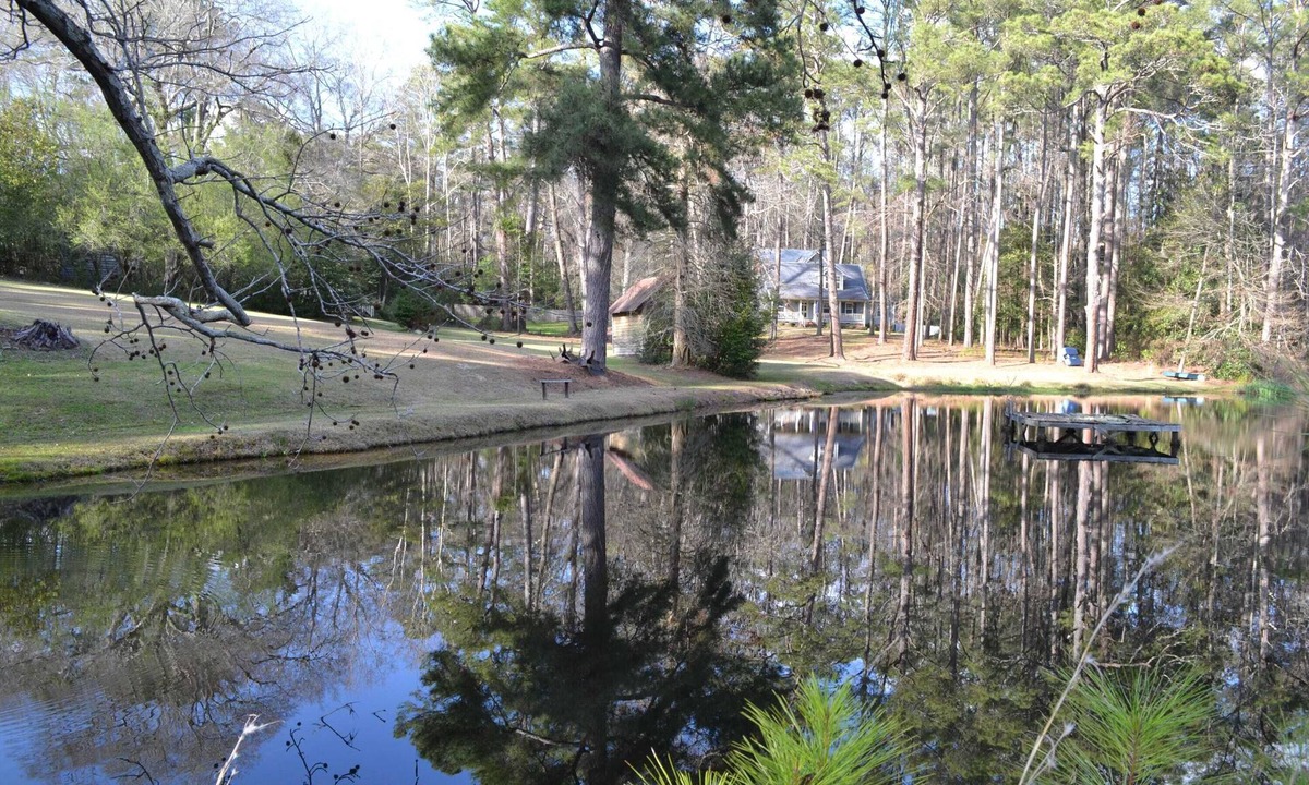 North Augusta House | 7 Acres, 2 Houses, Kayak, Pond, Game Room