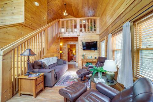 Apple Ridge House | 8 Mi to Appalachian Ski! Mtn-View Gem on 22 Acres