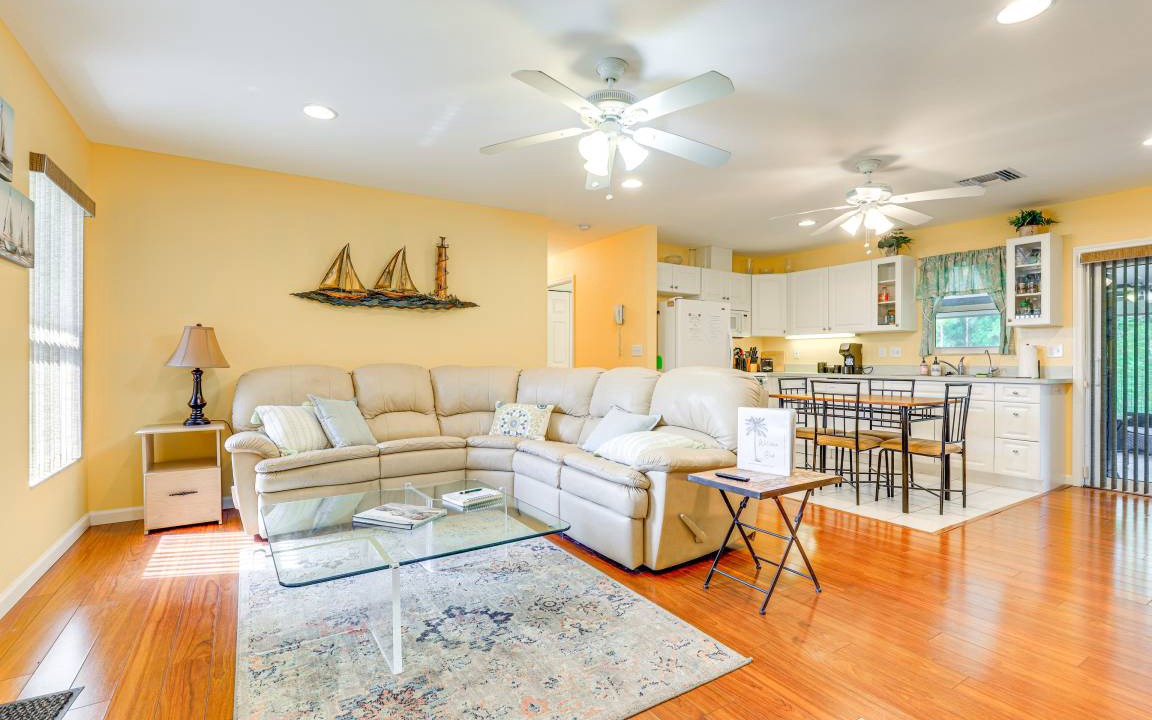 Palm City House | 89 m² House ∙ 2 bedrooms ∙ 4 guests