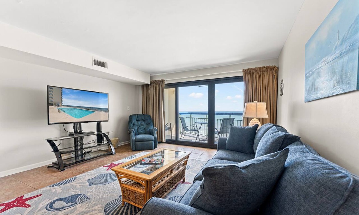 Cherry Grove Beach Condo | 910 @ The Oceans in Cherry Grove - Oceanfront 1BR