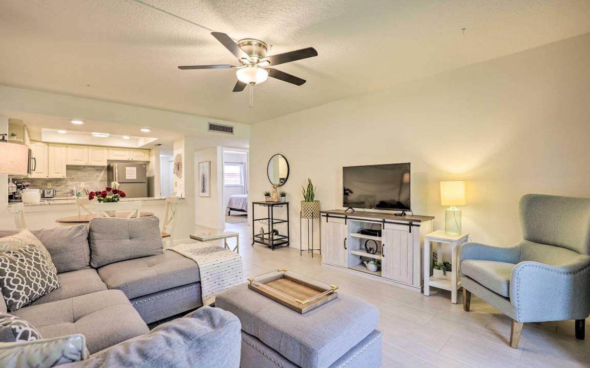 Crescent Beach Apartment | 92 m² Apartment ∙ 2 bedrooms ∙ 6 guests
