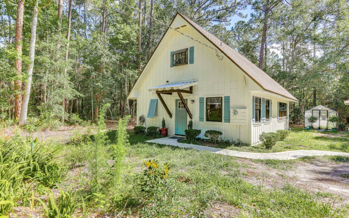 Fruit Cove Cottage | 92 m² Cabin ∙ 3 bedrooms ∙ 8 guests
