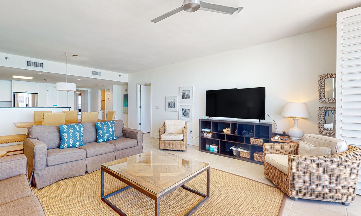 Navarre Beach Condo | 9th Floor Gulf-Front Condo w/Plenty Of Resort Amenities, Close To Dining
