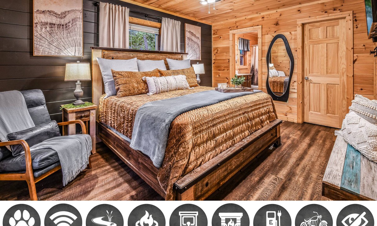 Sevierville Cabin | A Creekside on the Bluff by RedAwning