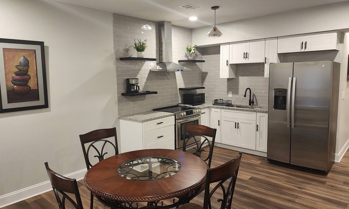 Buford House | A luxurious getaway in beautiful Buford.