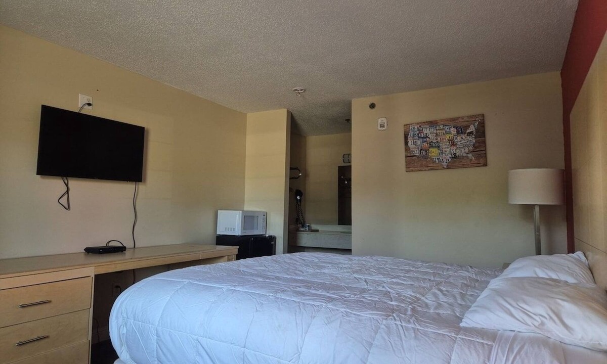 Chickamauga Hotel | Affordable Inn Near Chattanooga Attractions + Free Parking
