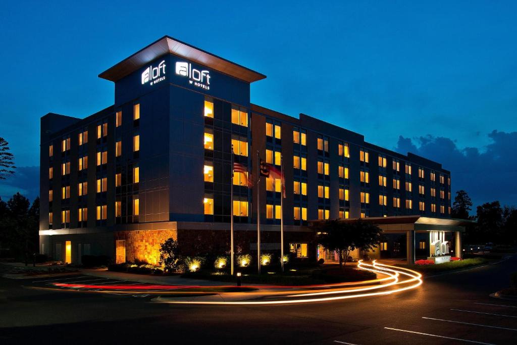 Ballantyne Hotel | Aloft by Marriott Charlotte Ballantyne