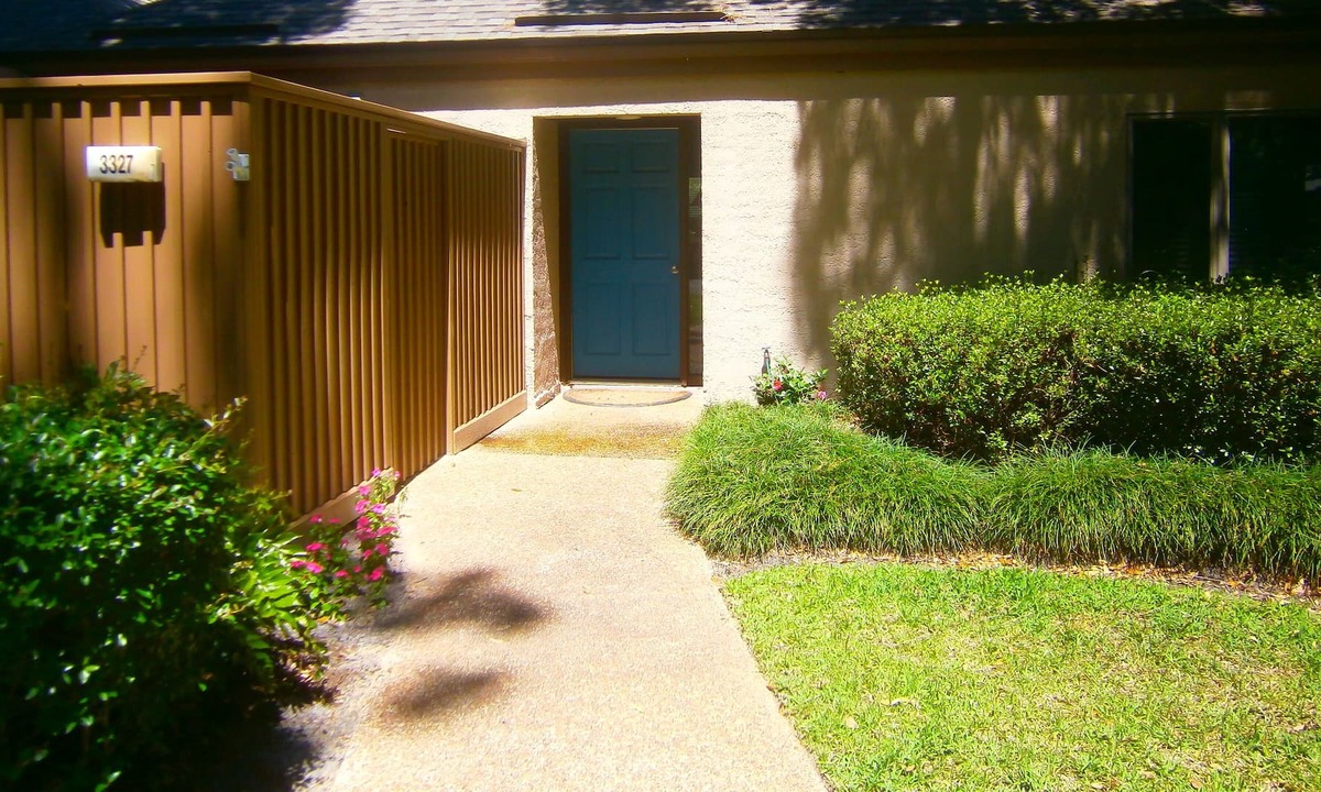 Fernandina Beach Condo | Amelia Island Villa - Quiet But Convenient