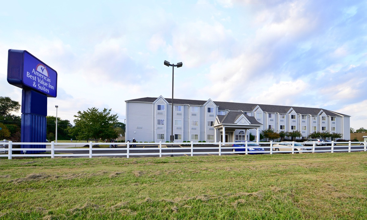 Jackson Hotel | America's Best Value Inn and Suites - Jackson