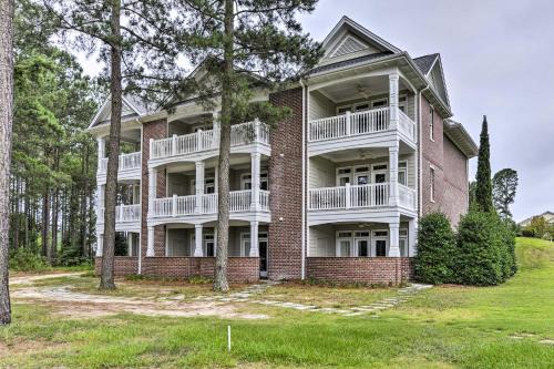 Spring Lake House | Anderson Creek Resort Condo on Golf Course w/Pool