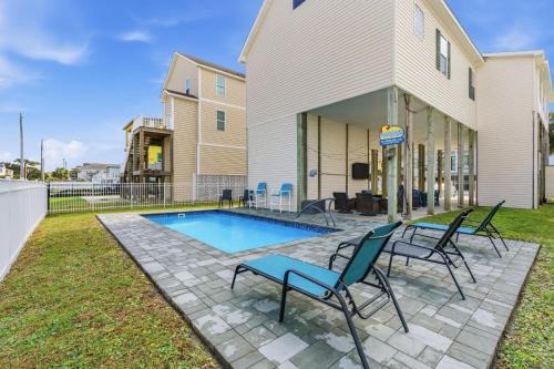 Windy Hill House | Antigua Breeze - 3rd Row - Windy Hill Section