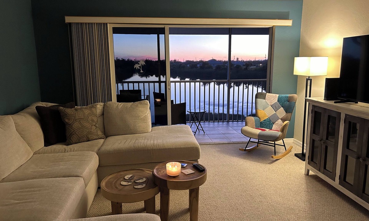 Fiddlers Green Nature Trail Apartment | Apartment Rotonda West, FL Lakeview Condo 2 bed/2 bath