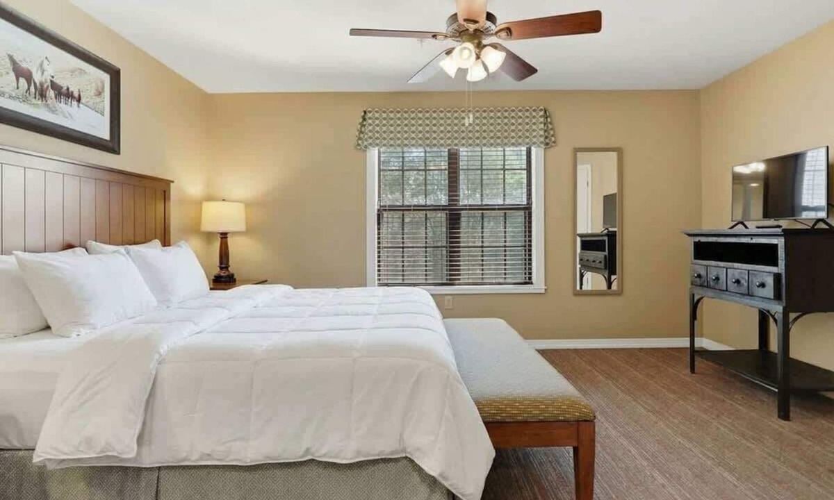 Clarkesville Apartment | Apple Mountain Resort | Serene 2BR Retreat