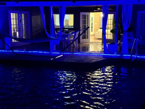 Sebring House | Azure Haven by Mayte