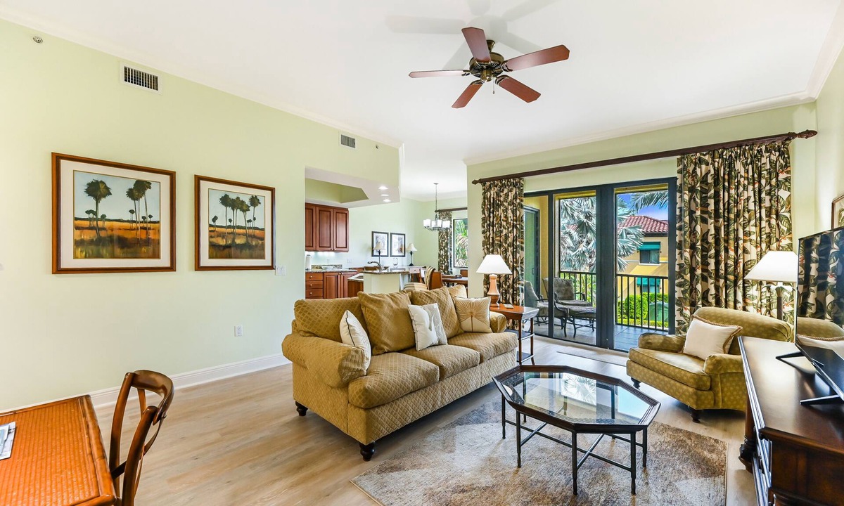 Royal Harbor Cottage | Bay Dreamer Cottage at Naples Bay Resort