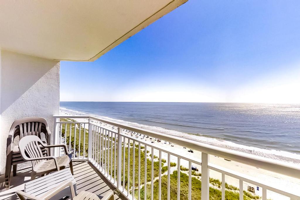 Crescent Beach Hotel | Bay Watch 1237