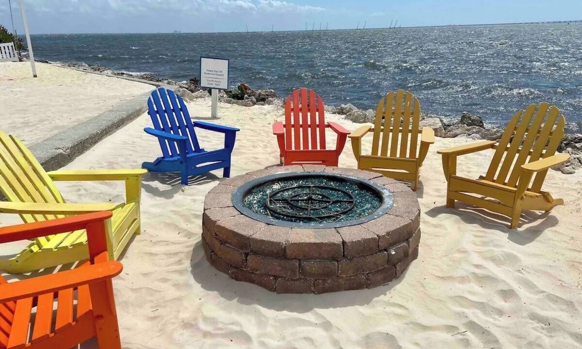 Rocky Point Condo | Bayfront 2BR/2BA Condo at Sailport – Minutes from Beaches & Downtown Attractions
