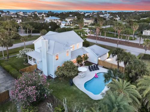 Jacksonville Beach House | Beach Bliss on the Boulevard - Team Joseph Ellen