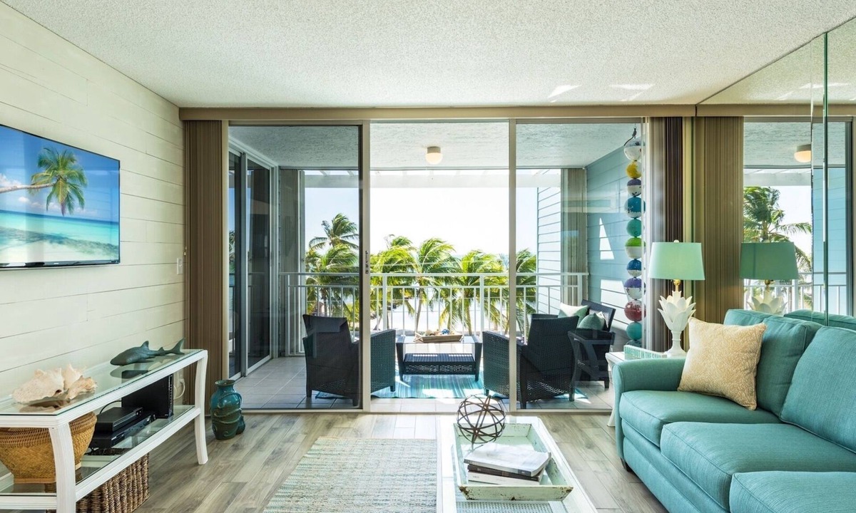 Key West Condo | Beach House- Ocean & Beach View-Upgraded-Over 146 Five Star Reviews