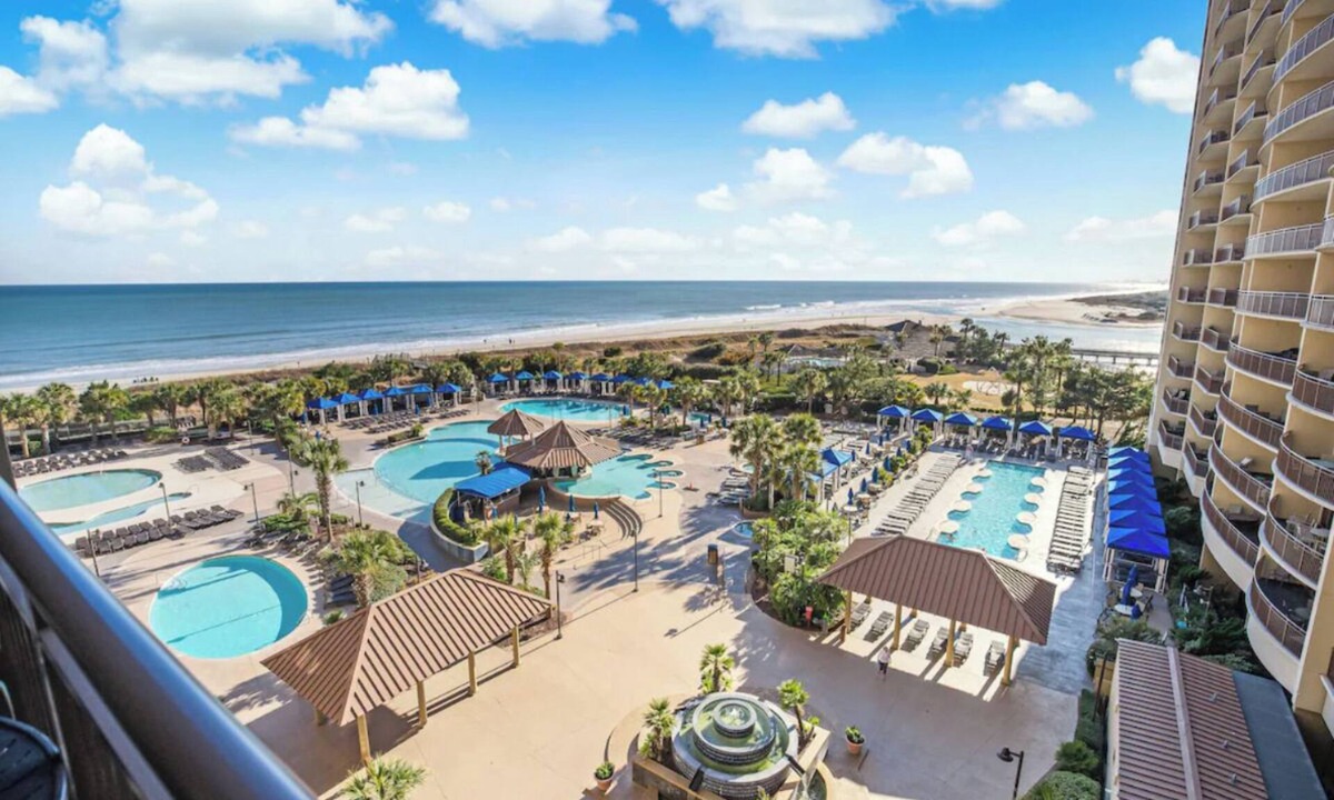 Windy Hill Hotel | Beach Villa | Pools & Lazy River | Steps to Barefoot Landing