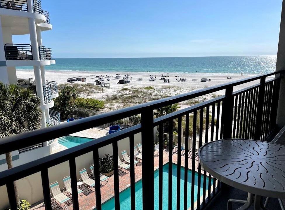 Belle Vista Apartment | Beachfront Condo Ocean View