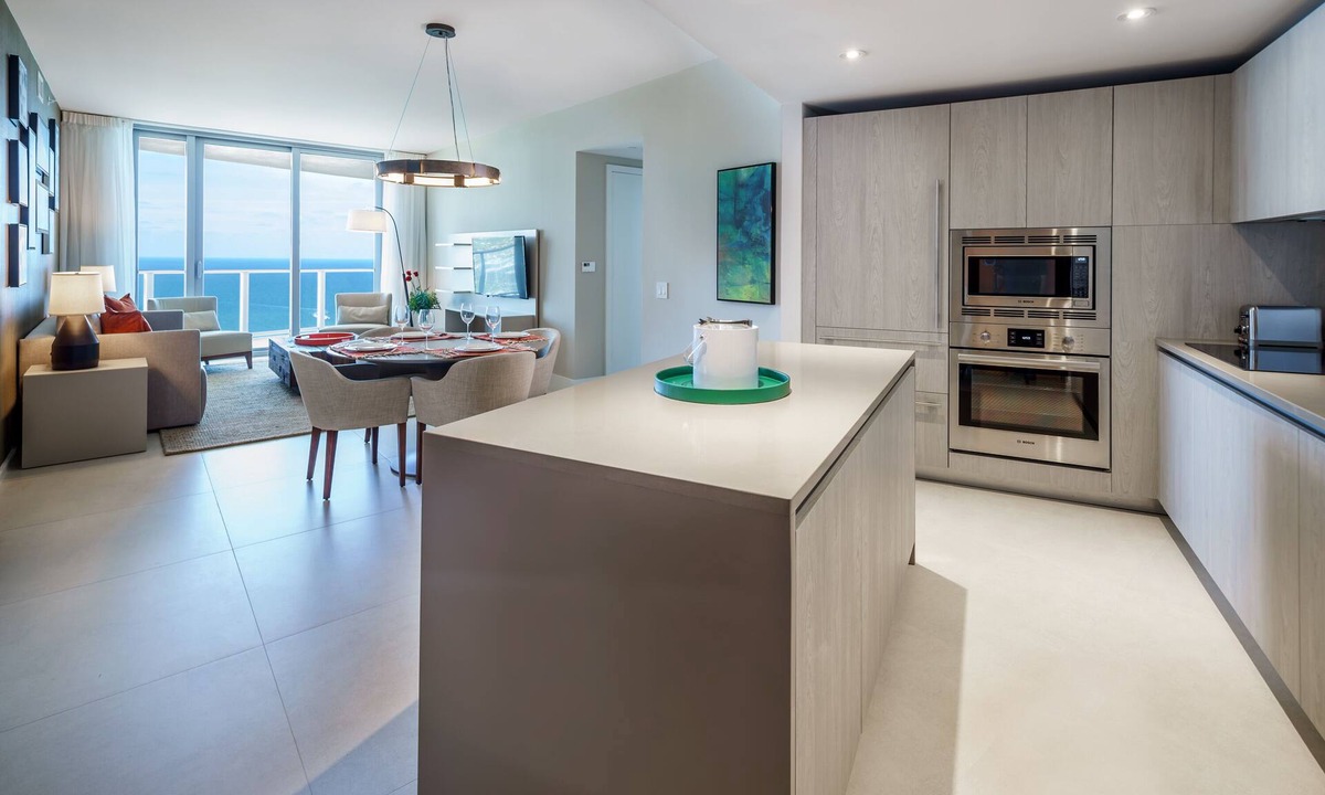 Wyndham Sea Gardens Pompano Beach | Seybold
