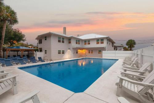 Savannah Beach House | Beachside Villa Collection - 8 Bedroom
