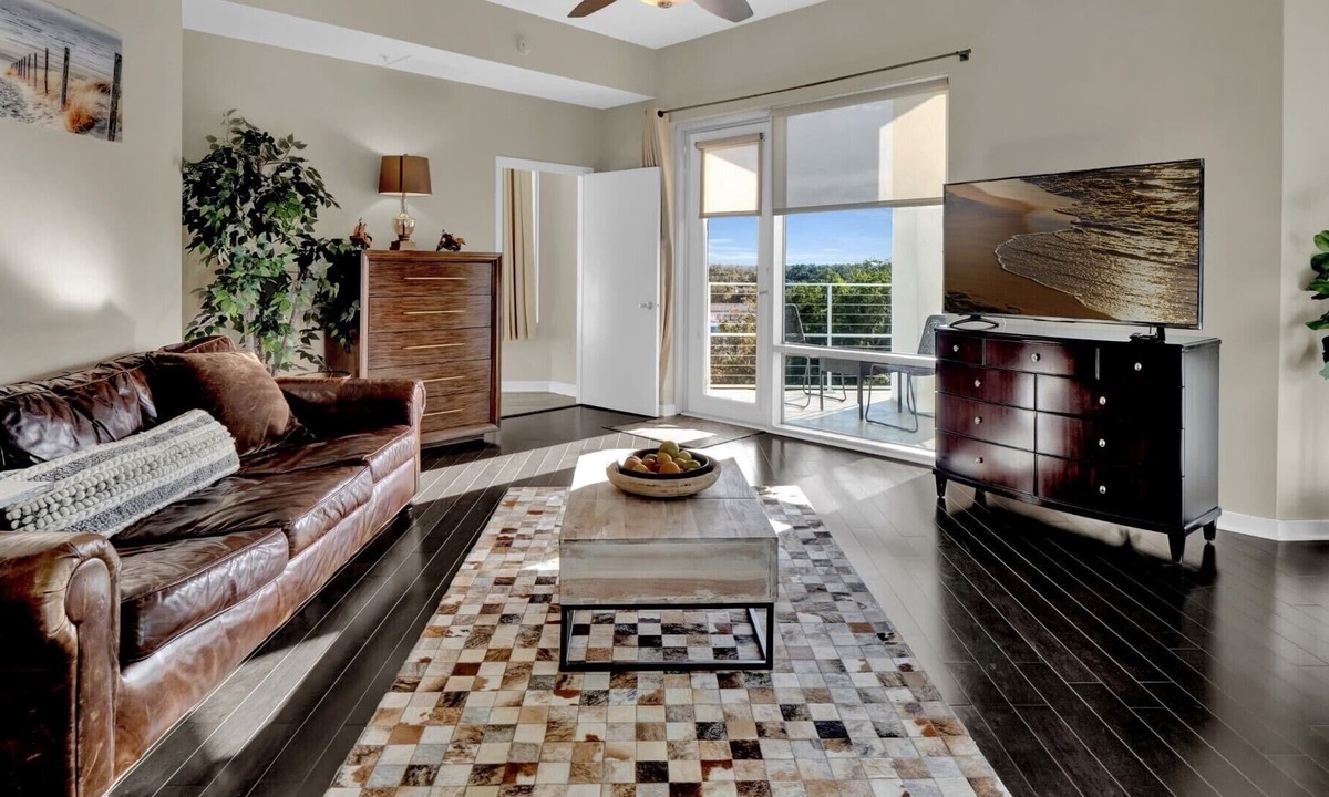 South Eola Apartment | Beautiful 2/2 DOWNTOWN apartment in Orlando