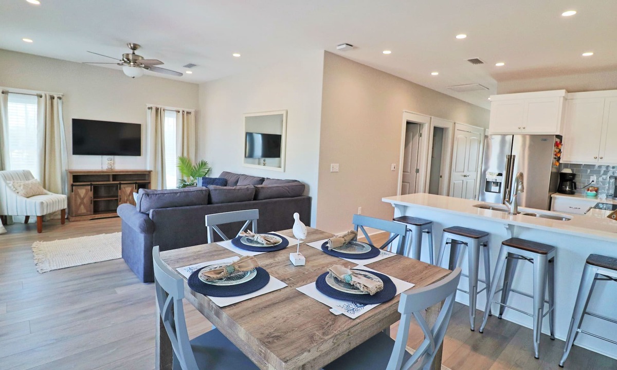 Port St. Joe Apartment | Beautiful condo in walking distance to both the town center and the Bay!