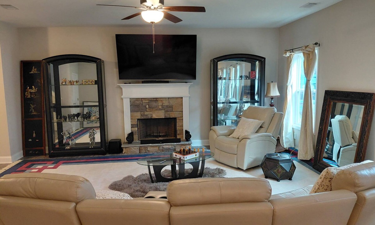 Dallas House | Beautiful Family-Friendly Home with scenic view