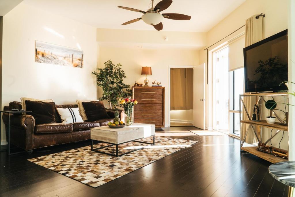South Eola Apartment | Beautiful lux downtown apartment