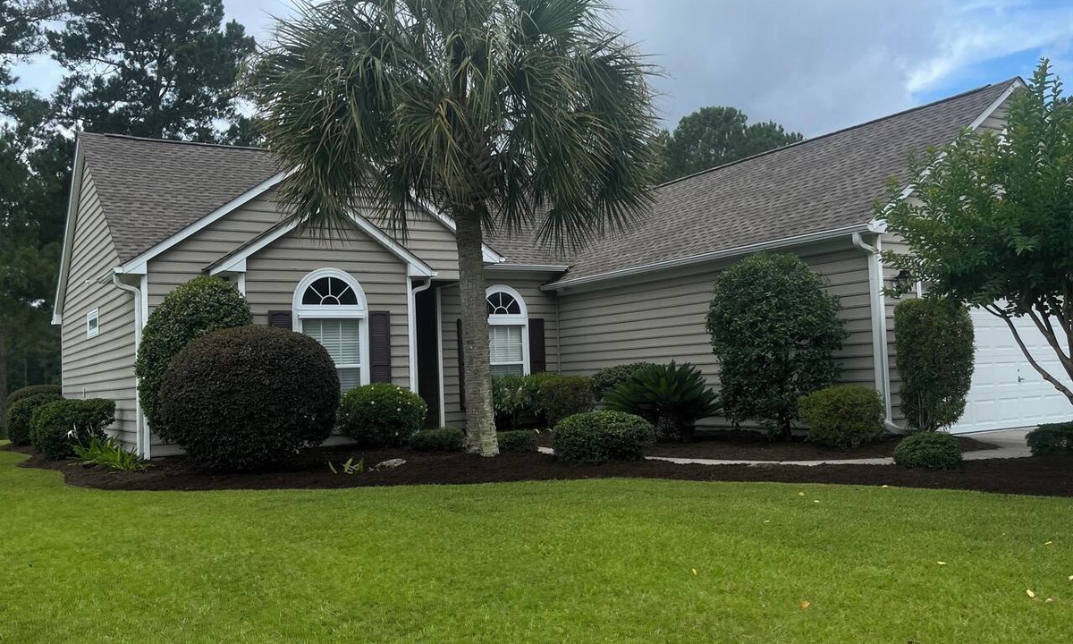 Sunset Beach House | Beautifully maintained single-level 3-bed, 2 bath home - Golf Course and Pool