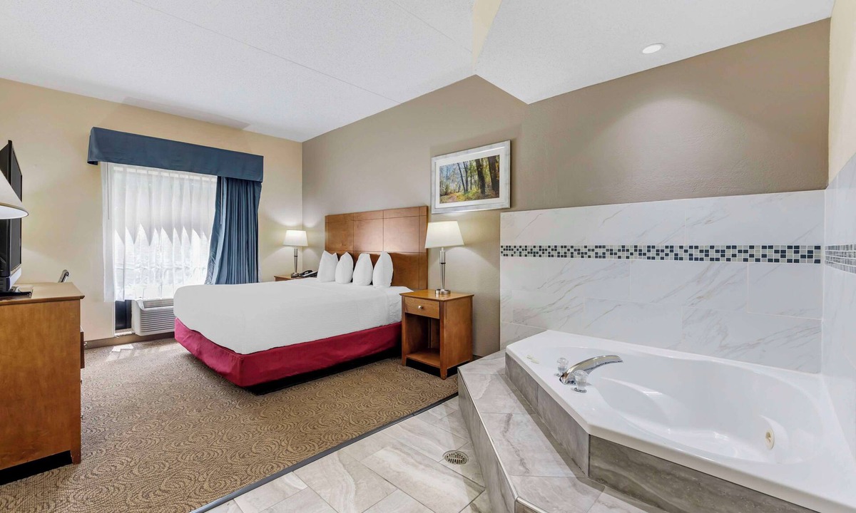 Cookeville Hotel | Best Western Thunderbird Motel