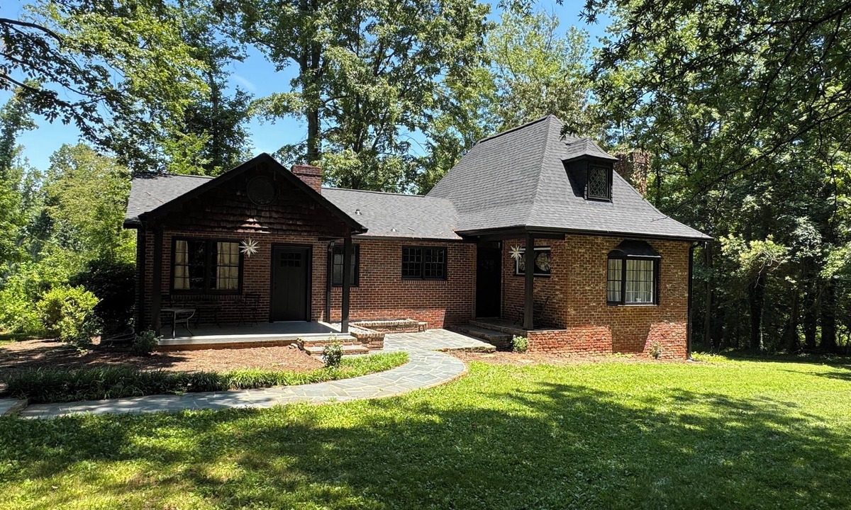 Winston - Salem House | Black Rose: A unique home with lots of privacy