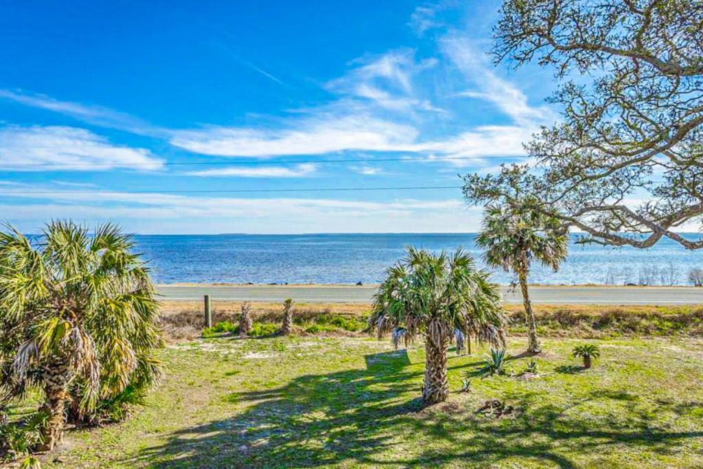 Eastpoint House | Bliss on the Bay