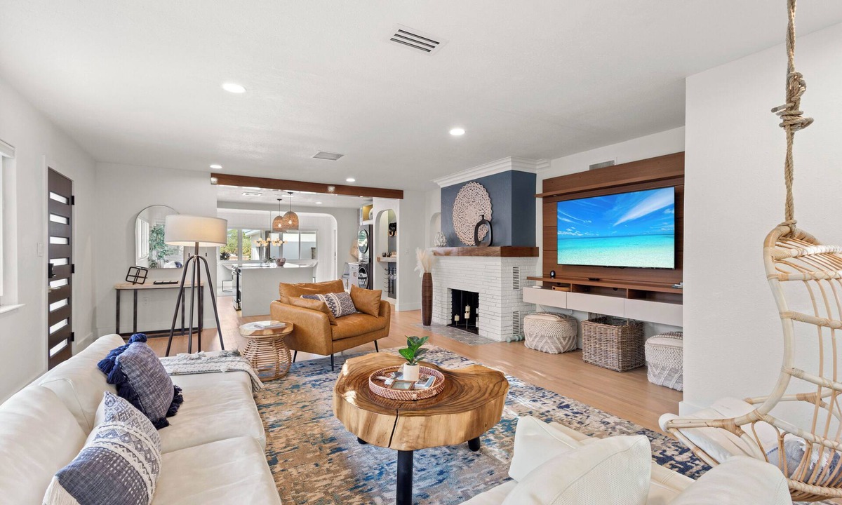 Central Sarasota House | Bliss to Bay Home by RVA