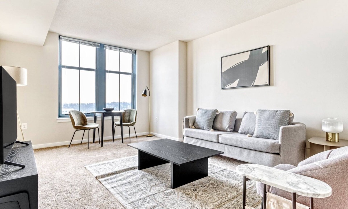 Aurora Highlands Apartment | Blueground | Pentagon City, rooftop, nr Pentagon