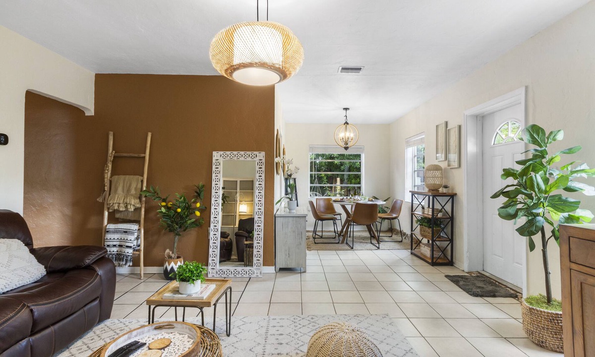 Miami Shores House | Bohemian Retreat - 10mins to Downtown & Wynwood!