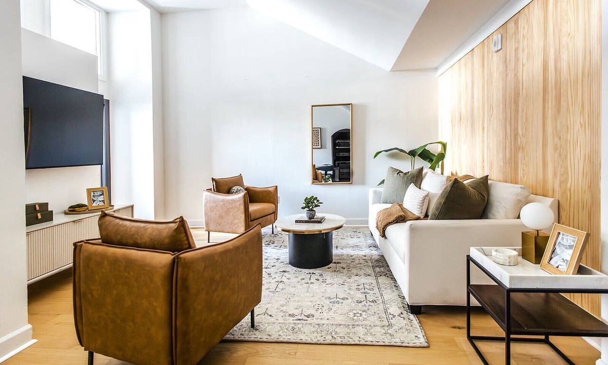 Downtown Charleston Hotel | Boutique Luxury Apt Marion Sq Downtown | 360 King