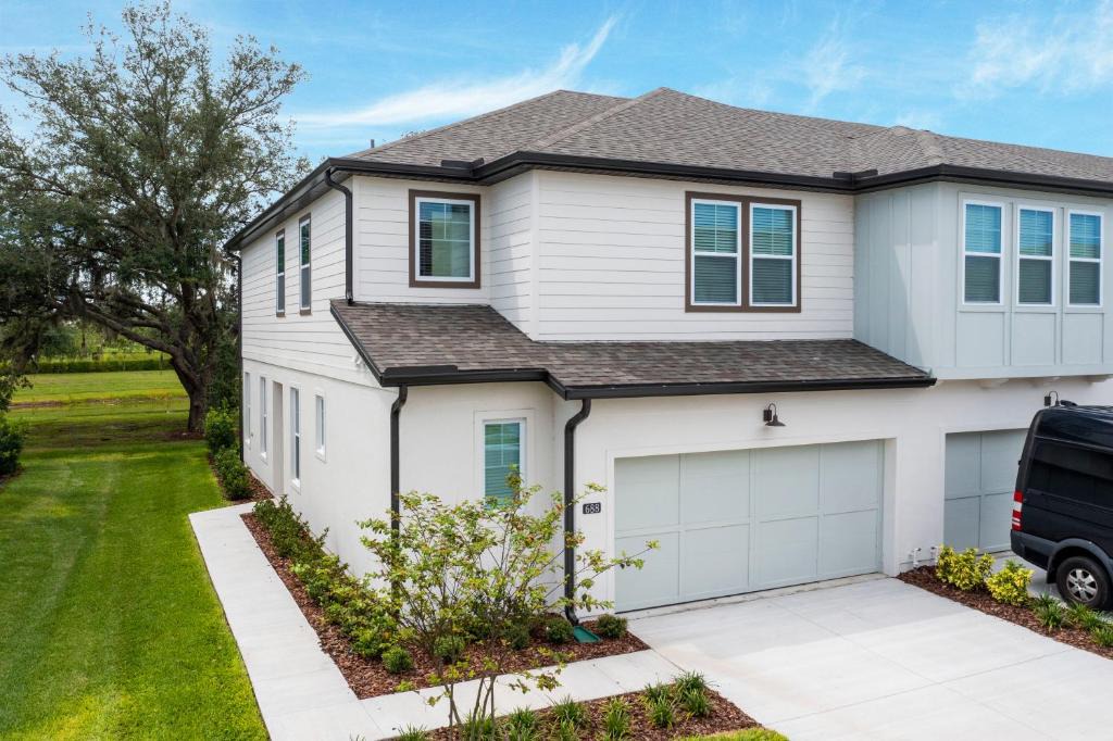 Davenport House | Breathtaking 4Bd Close to Disney @ Enclave at Festival 688