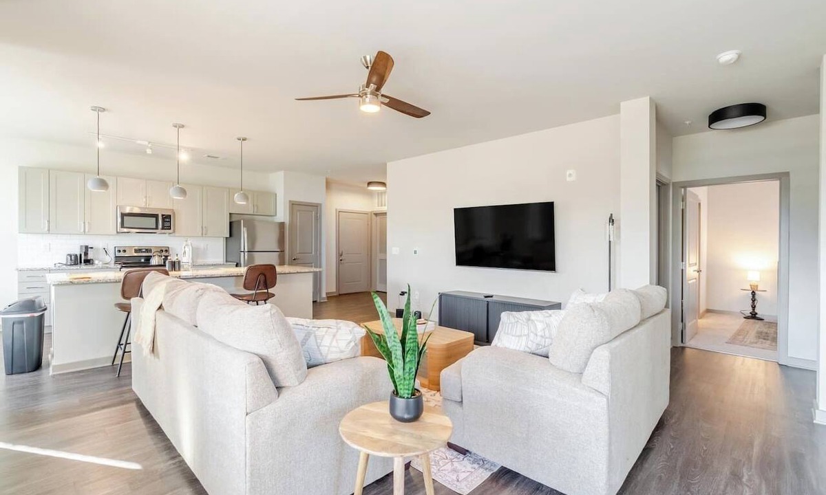 Matthews Apartment | Bright, Cozy 3BD Apt in Heart of Matthews