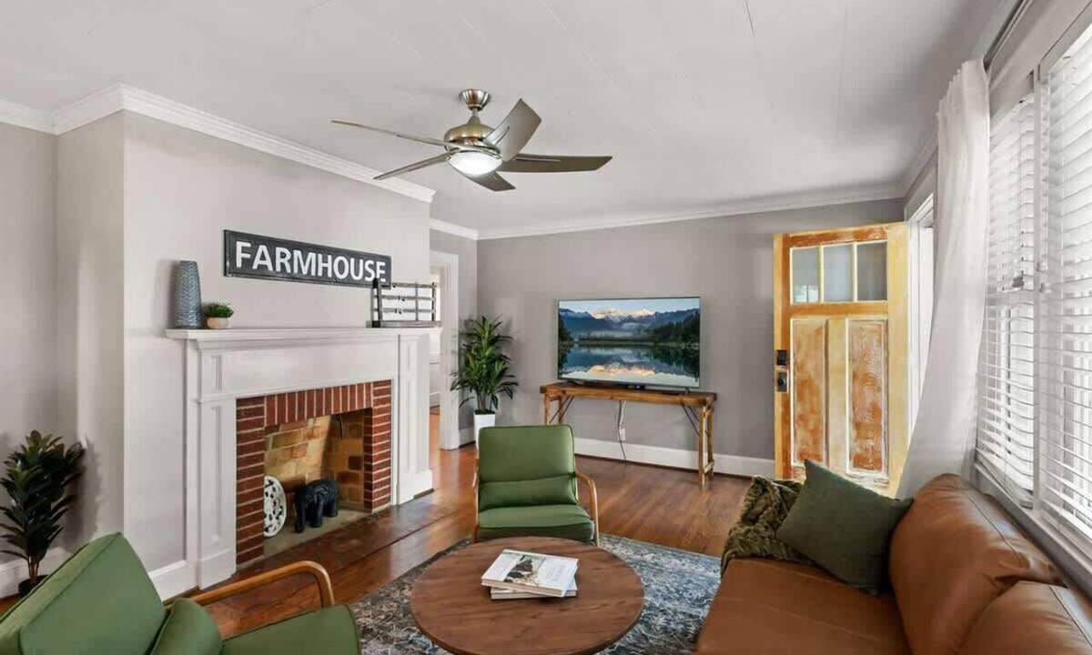 Anderson House | Broad Street Retreat
