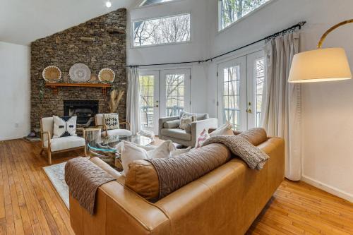 Bryson City House | Bryson City Mtn Retreat w/Hot Tub
