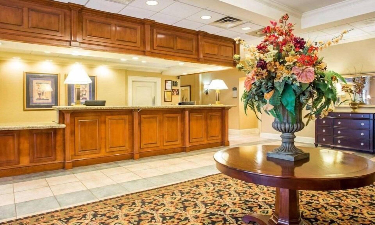 Buford Highway Hotel | Budgetel Inn & Suites Atlanta