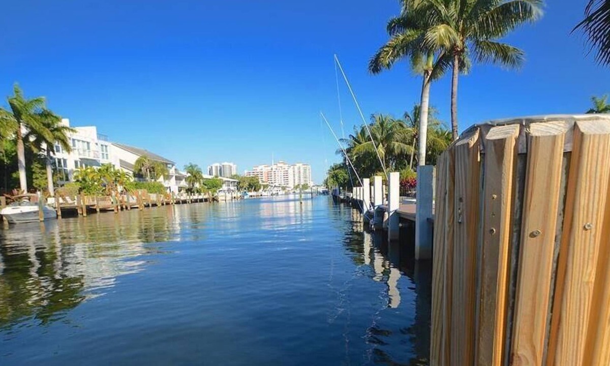 Coral Ridge House | By the Sea Vacation Villas LLC's Allure 4 bed Waterfront 4 mins to beach