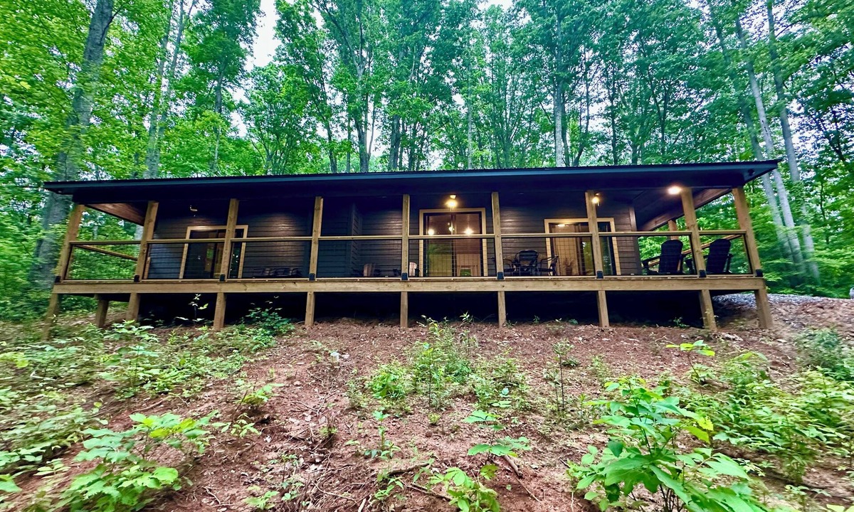 Unaka Cabin | Candy Mountain cabin Nature lovers paradise