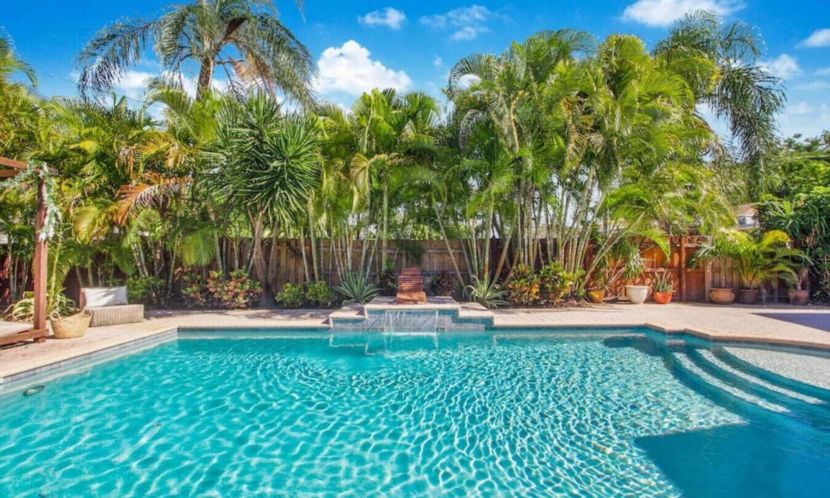 Parkside Villa | Casa Aloha Tropical Pool Beach 9 mins Games