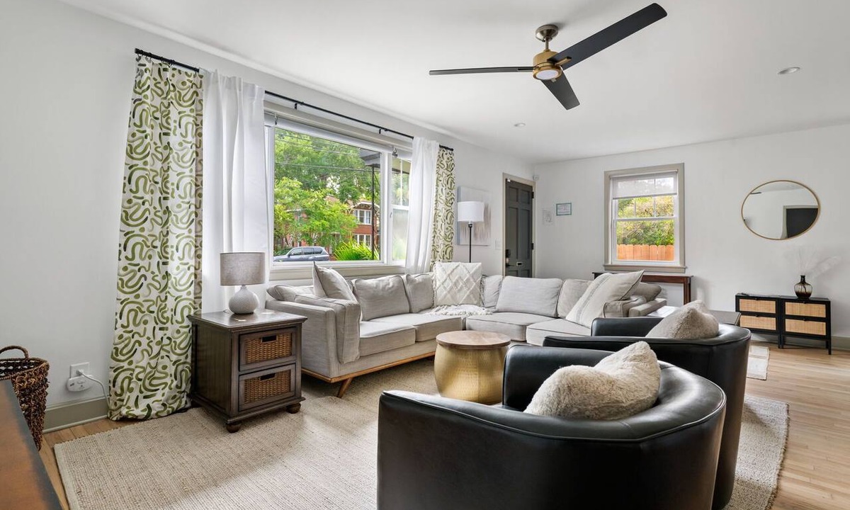 Charleston Apartment | Casa Luna | Downtown | Hampton Park