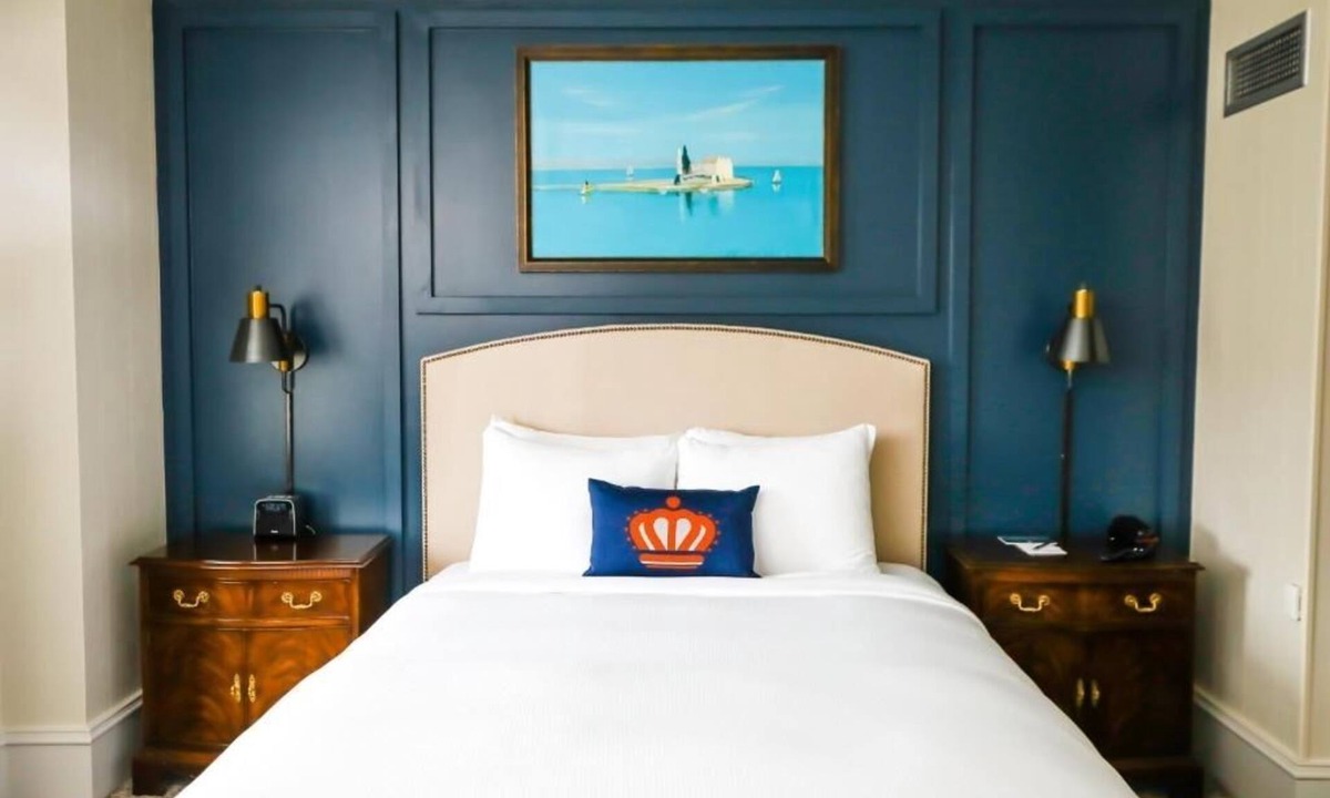 Charlotte Center City Hotel | Central Charlotte Lodging Near Transit, Dining & Entertainment